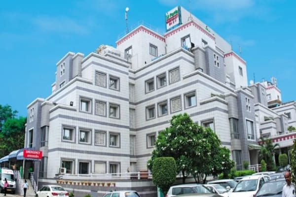 Fortis Flt Lt Rajan Dhall Hospital