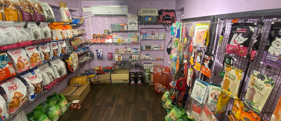 The Paw’s World Veterinary Care Centre