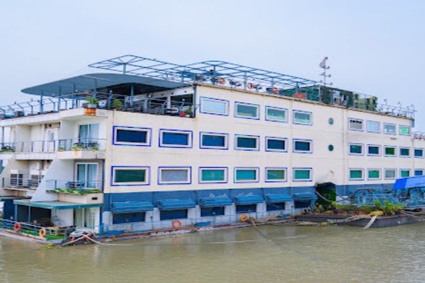 Polo Floatel - Kolkata
