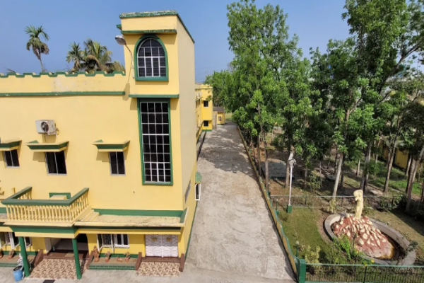 Shaan Greens Resort