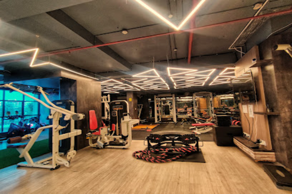 BFF - Bond Fitness Factory