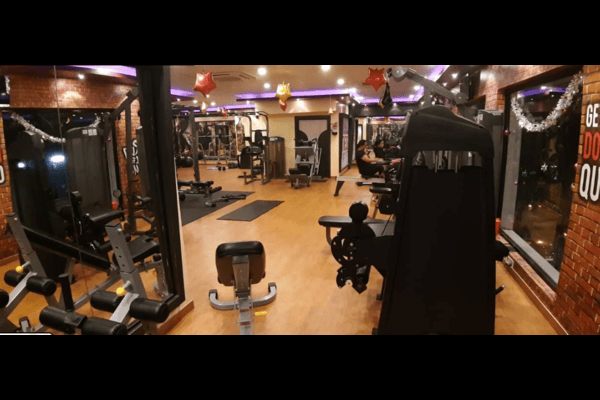 Living Well Fitness Studio - Best Gym in Golf Green
