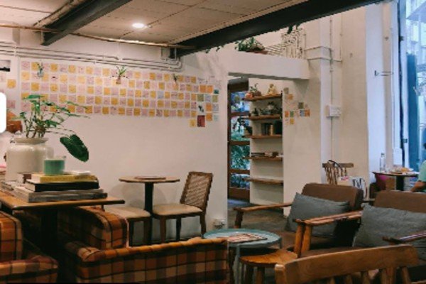 Motherland Cafe