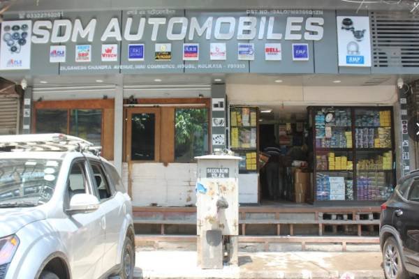 Automobile
