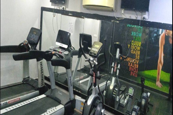 Iron Armour Fitness Studio - Girish Park