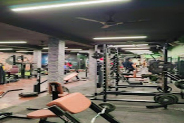 Life Fitness Gym